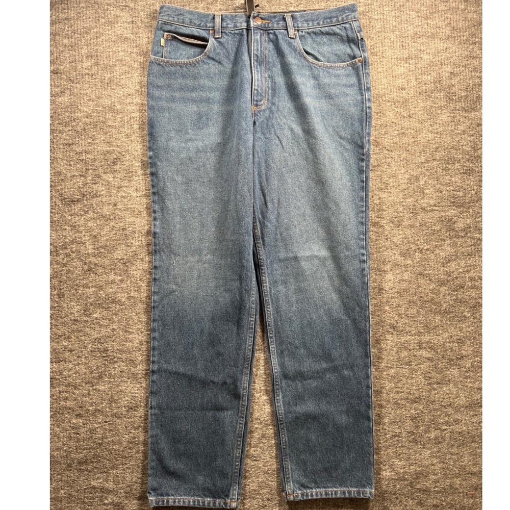LL Bean Classic Fit Mens Blue Denim Jeans 36x32 100% Cotton Straight Leg
